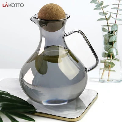 Hot Selling Good Quality Infuse Water Bottle High Borosilicate Glass Pitcher Glass Pitcher Water Jug